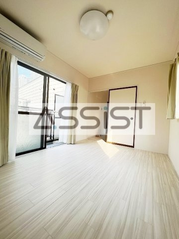 イーストヒルズの内装