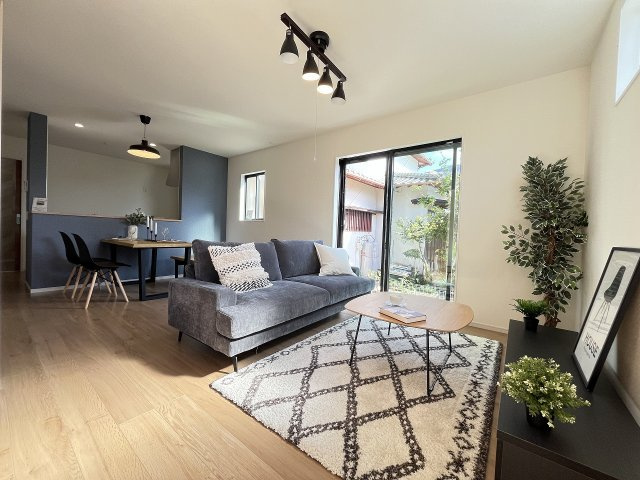 【内装】 | 糟屋郡新宮町大字新宮1期・平屋　1号棟（全1棟）【仲介手数料無料・0円】 | 施工例。施工例は完成時と異なる場合があります。