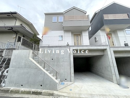 【外観】 | 【仲介手数料０円】座間市緑ヶ丘2期　新築一戸建て　全2棟 | 2号棟　座間市緑ヶ丘2期　新築一戸建て　全2棟