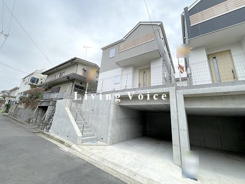 【駐車場】 | 【仲介手数料０円】座間市緑ヶ丘2期　新築一戸建て　全2棟 | 2号棟　座間市緑ヶ丘2期　新築一戸建て　全2棟