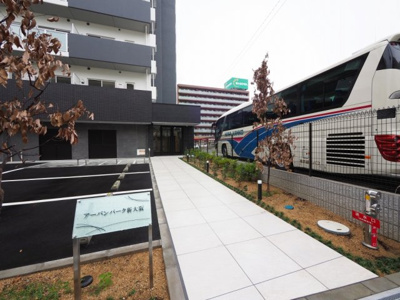 【エントランス】 | アーバンパーク新大阪 | 落ち着いたエントランスです