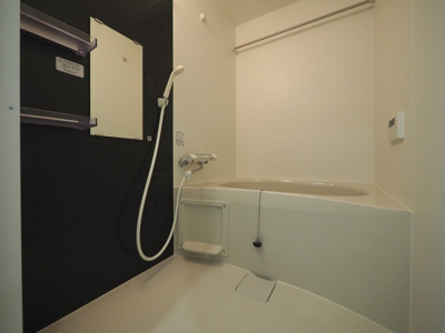 【浴室】 | アーバンパーク新大阪 | ゆったり過ごせるお風呂です