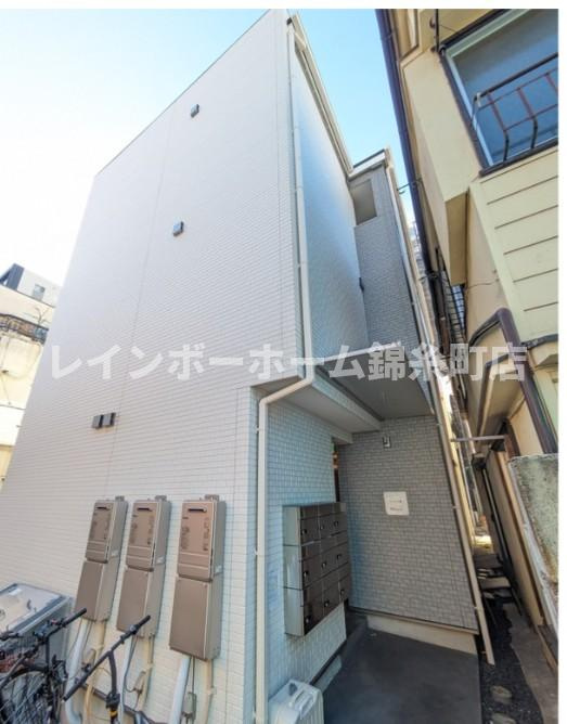 SパレスⅢのエントランス