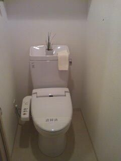 【トイレ】 | ＡＲＴＥＳＳＩＭＯ　　ＦＯＮＴＥ