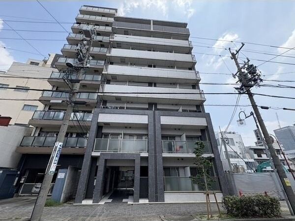 フローライト上前津の外観