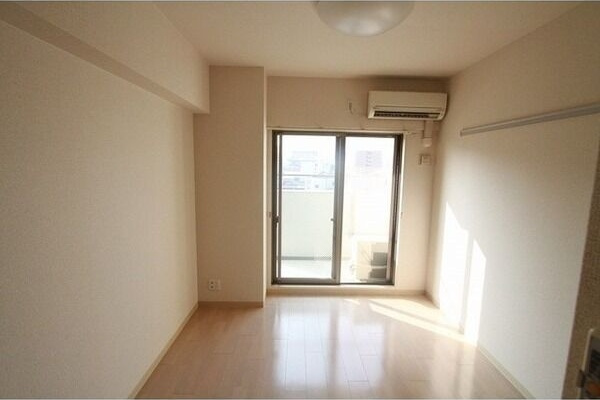 フローライト上前津の居間・リビング