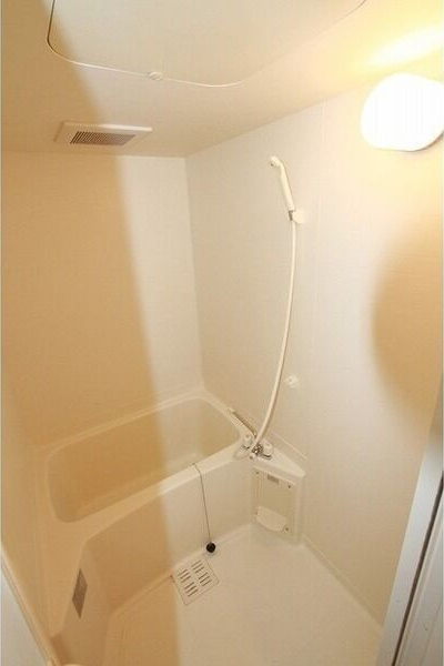 フローライト上前津の浴室