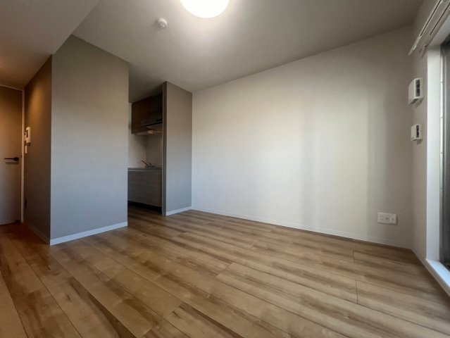 サンプット東仲ノ町の居間・リビング