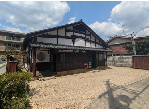 京都市左京区岩倉幡枝町　店舗の外観