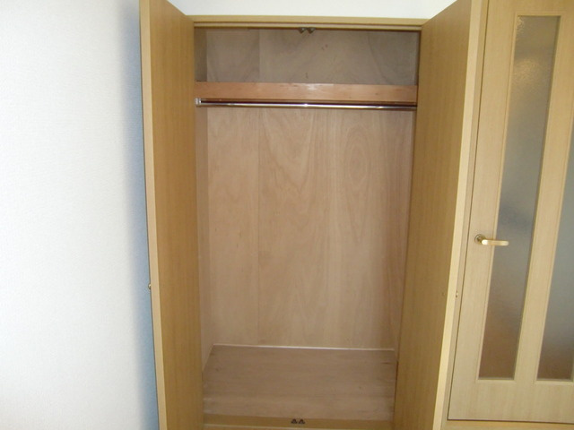 シーズ六甲道（旧ハイツグレース）の収納