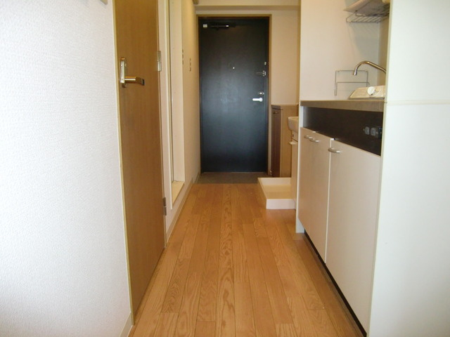 シーズ六甲道（旧ハイツグレース）の玄関