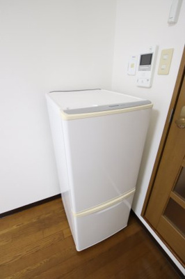 【設備】 | レイナ錦織 | 冷蔵庫