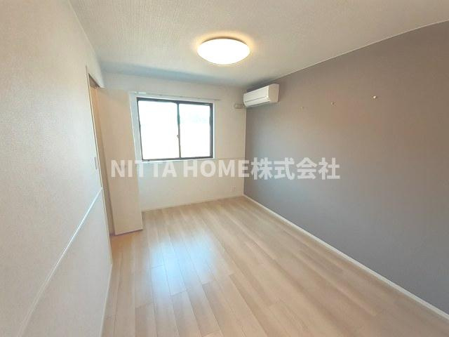 カーサミランダⅥの内装|こちらの洋室は6.1帖です◇