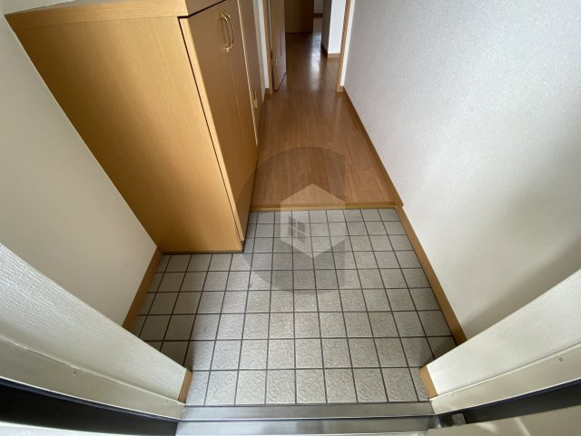 メゾンドソレイユの玄関