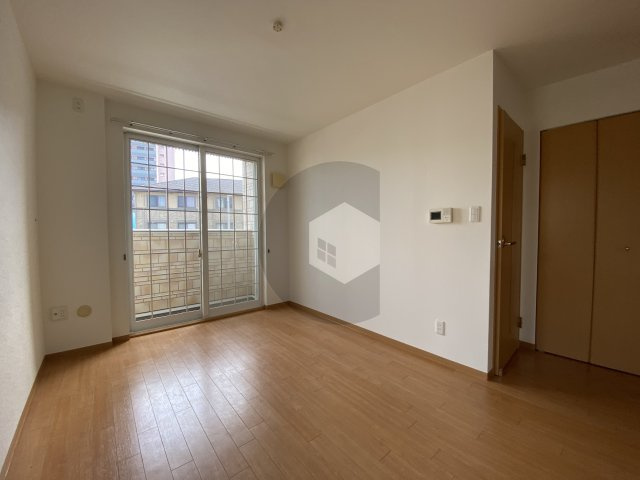 メゾンドソレイユの居間・リビング