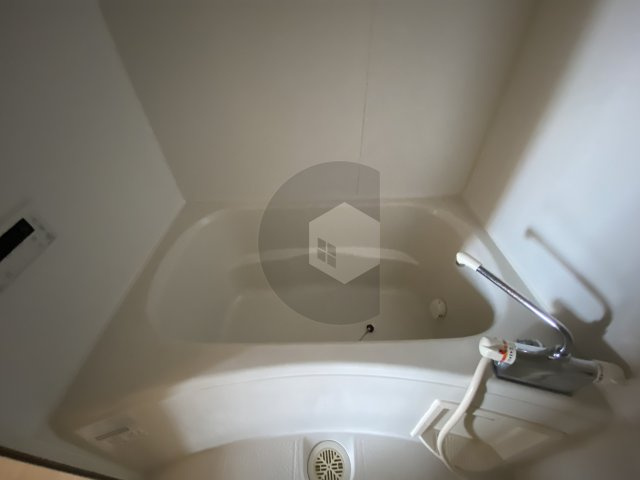 メゾンドソレイユの浴室