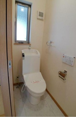 【トイレ】 | サンフォレスト | 温水洗浄便座。