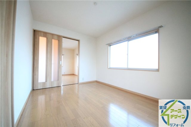 ウララハウス2の洋室