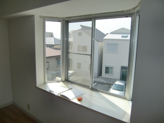 白い小さなマンション六甲の展望