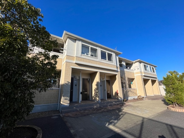 ブランシュ・フルール鹿嶋のエントランス|落ち着いたエントランスです