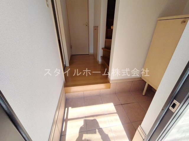 プラッサムコートＭＫ　Aの玄関|別部屋写真です。