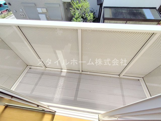 プラッサムコートＭＫ　Aのバルコニー|別部屋写真です。