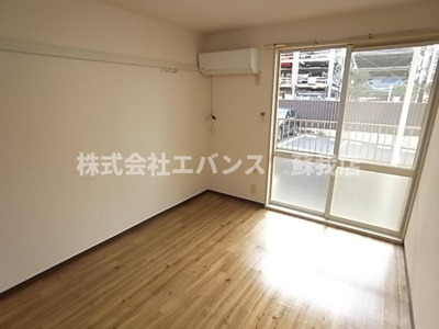 【居間・リビング】 | マミエール日栄 | 使いやすい居間です