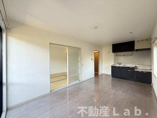 グリーンシティの居間・リビング