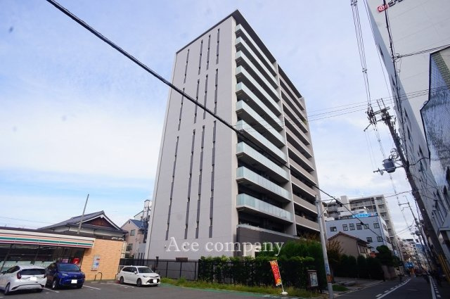 【外観】 | エスリード小阪ミッドゲート | 当マンションの隣にコンビニあります♪