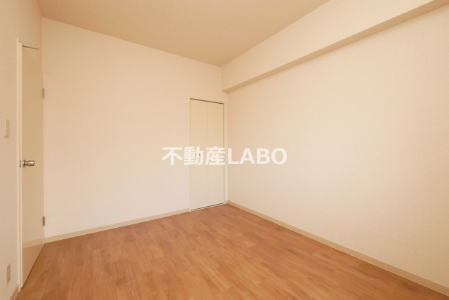 ヴィラシャトーの洋室