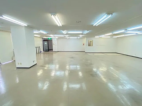 大津市大萱１丁目の事務所の内装