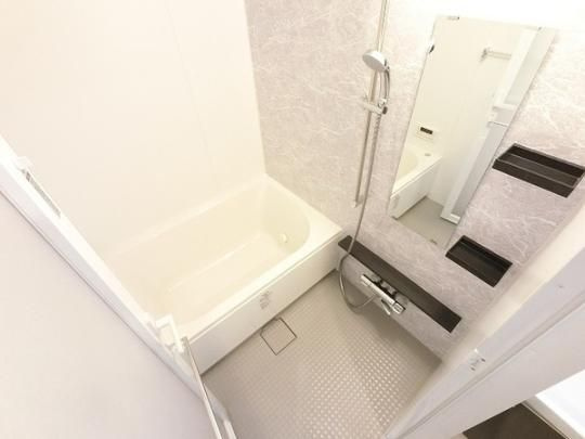 メゾンドボヌールの浴室