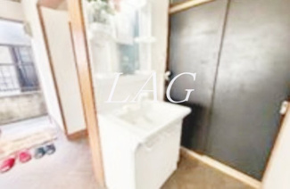 【洗面所】 | Brooklyn avenir 2e | 独立洗面台です。