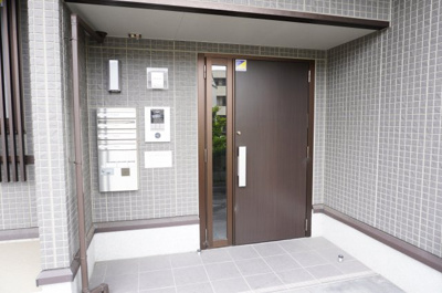 【エントランス】 | レジデンス ラシュレⅡ | 宅配ボックス　ポスト　オートロック