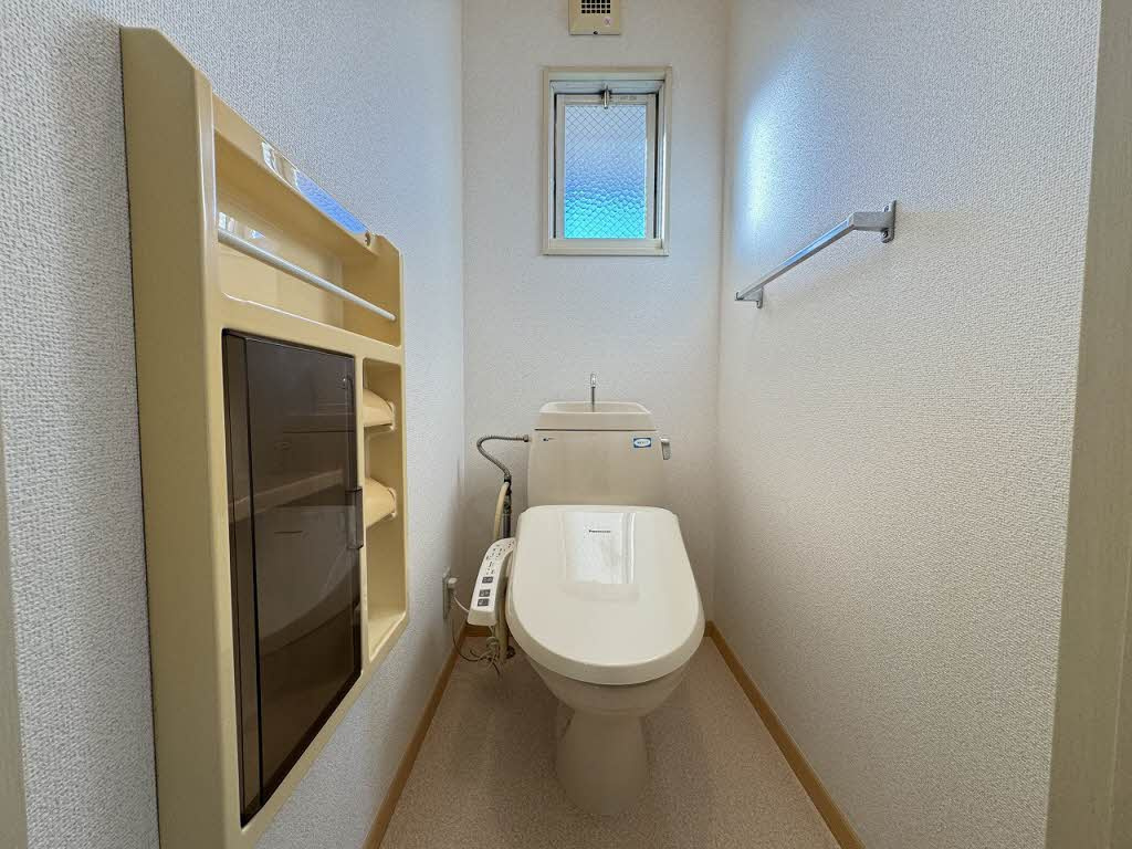 マルセイユ国分町B棟のトイレ