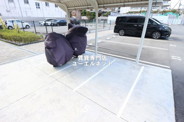 【設備】 | カーサマリーナモンテカルロ | バイク置き場あり◎