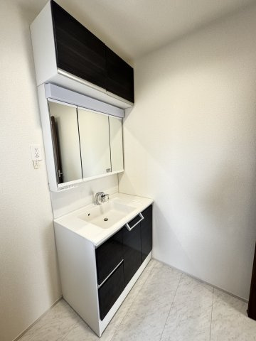 ブルーミングガーデン前橋市六供町１丁目の収納|洗面所の収納スペース豊富です