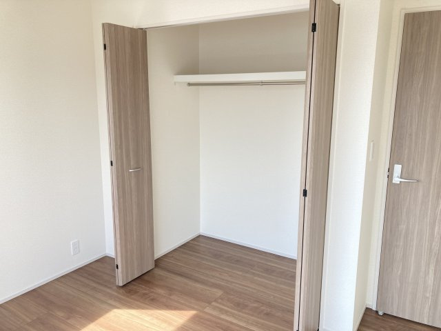 ブルーミングガーデン前橋市六供町１丁目の収納|2階洋室１収納です