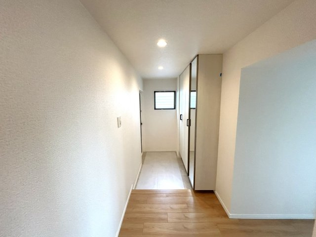 三旺マンション城山の玄関