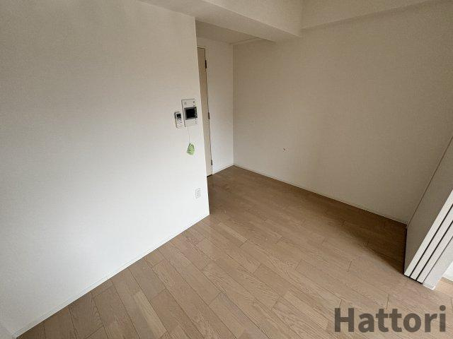 セレニテ江坂ルフレの居間・リビング