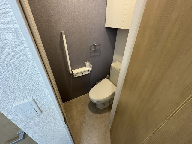 西宮市山口町下山口３丁目のアパートの洗面所