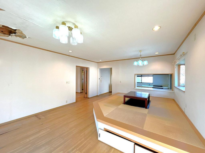 【居間・リビング】 | 土浦市永国東町　中古戸建