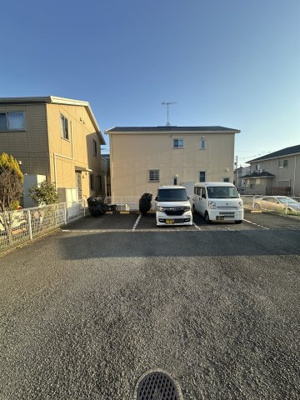 【外観】 | ノーブルパレス駐車場