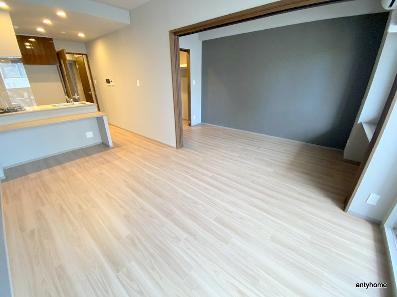 スプランディッド江坂III 仲介手数料無料の洋室