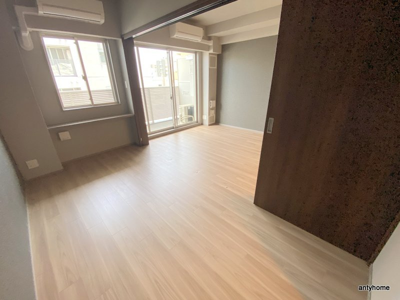 スプランディッド江坂III 仲介手数料無料の寝室