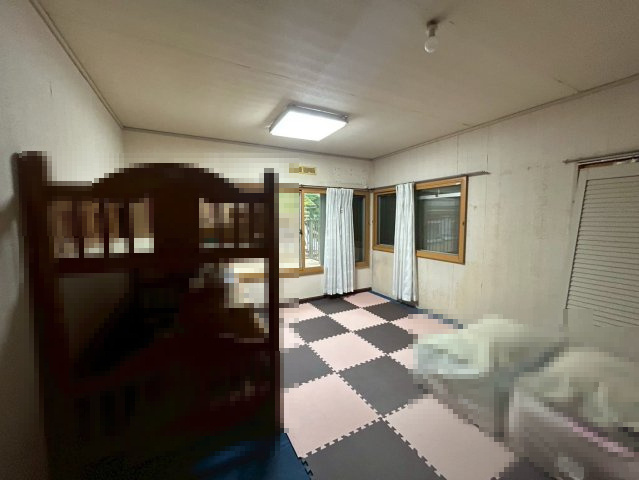 【価格改定】舞鶴市字行永の洋室|二面採光で陽当たり・通風良好です！
室内リフォームプランのご提案可能です。お気軽にご相談ください。