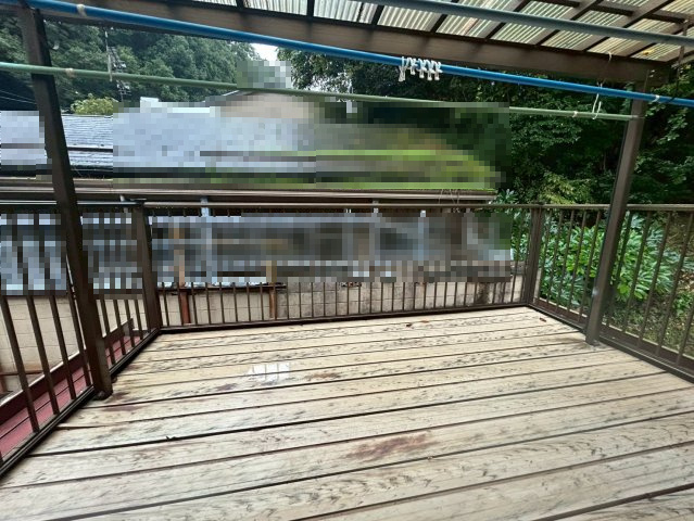 【価格改定】舞鶴市字行永のバルコニー|南東向きのルーフバルコニーがございます。
洗濯物の外干しが可能です！