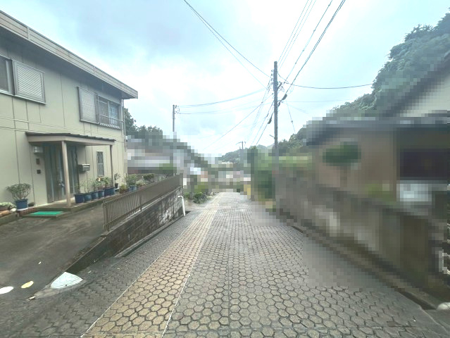 【成約済】舞鶴市字行永の前面道路含む現地写真|前道：公道東側幅員約6.0ｍ間口約13.1ｍ
