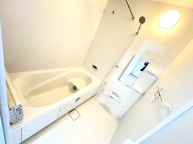 【浴室】 | 福岡市早良区重留2丁目2期　2号棟（全2棟）【仲介手数料無料・0円】 | 現地写真。浴室です。