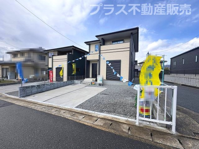 【外観】 | 福岡市早良区重留2丁目2期　2号棟（全2棟）【仲介手数料無料・0円】 | 現地写真。プラス不動産販売なら、現場の全ての棟をまとめてご見学頂けます。